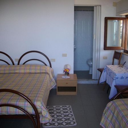Hotel Alberta Massa  Ngoại thất bức ảnh