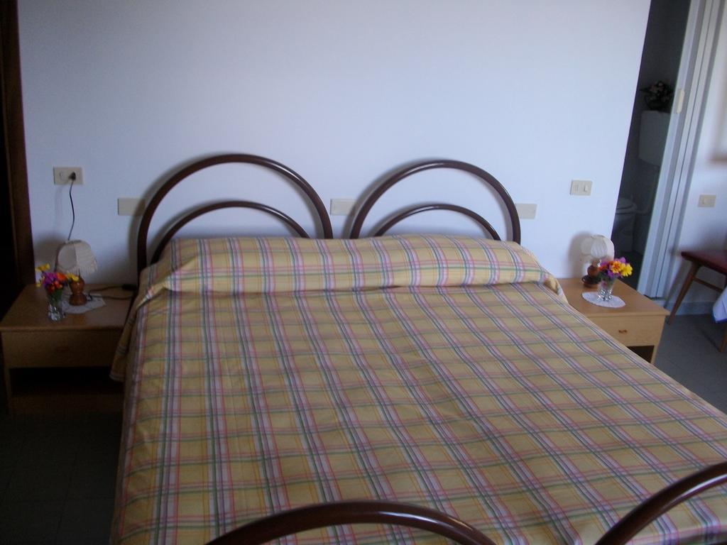 Hotel Alberta Massa  Phòng bức ảnh