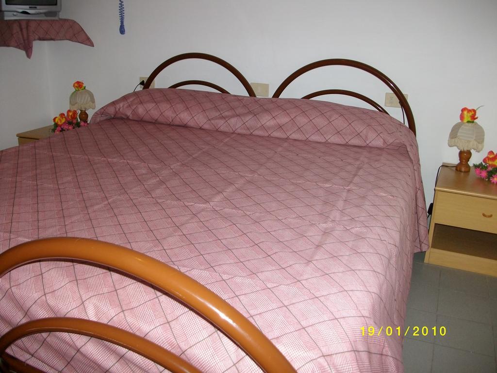 Hotel Alberta Massa  Ngoại thất bức ảnh