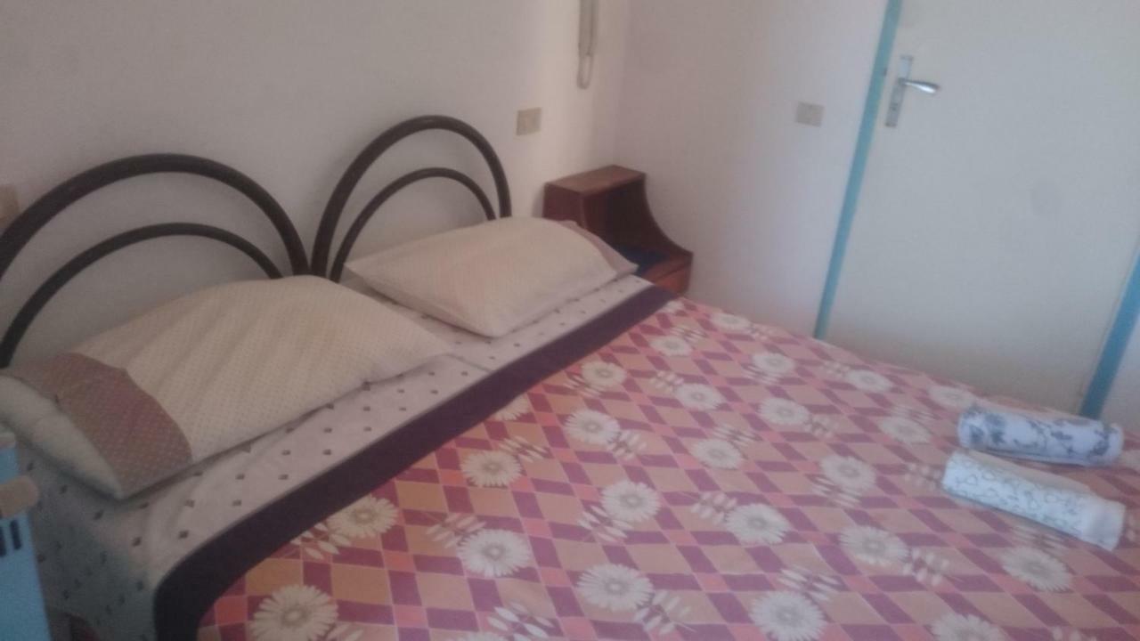 Hotel Alberta Massa  Ngoại thất bức ảnh